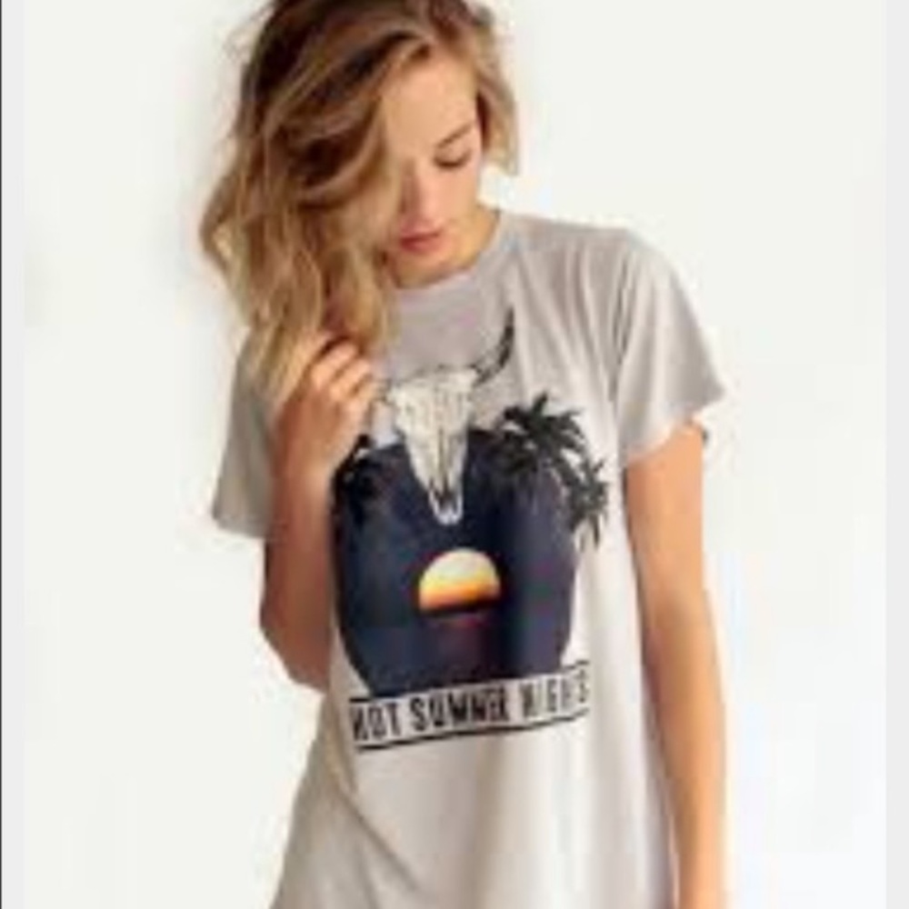 Show Me Your Mumu Hot Summer Nights Tee - Picture 2 of 7